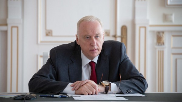 Бастрыкин поручил  провести проверку после обрушения фасада доходного дома в Петербурге