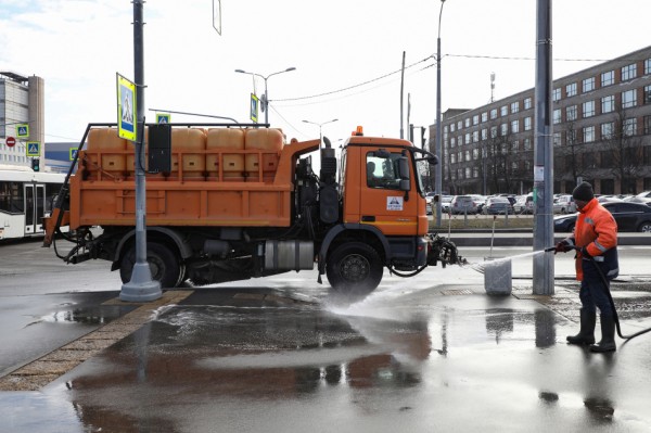 Петербург закупит еще больше уборочной техники