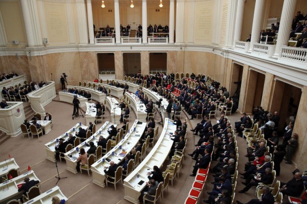 Петербургские парламентарии обратились с инициативой к Шойгу Петербургские парламентарии обратились с инициативой к Шойгу