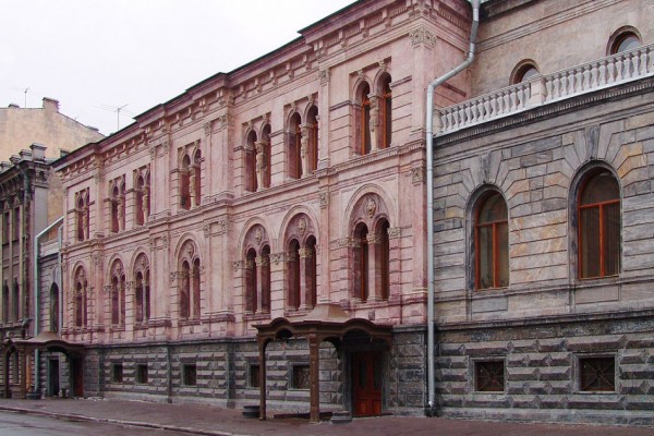 Прокуратура проверяет работы выпускников Европейского университета