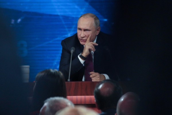 Владимир Путин приедет в Петербург на пленарную сессию ПМЭФ