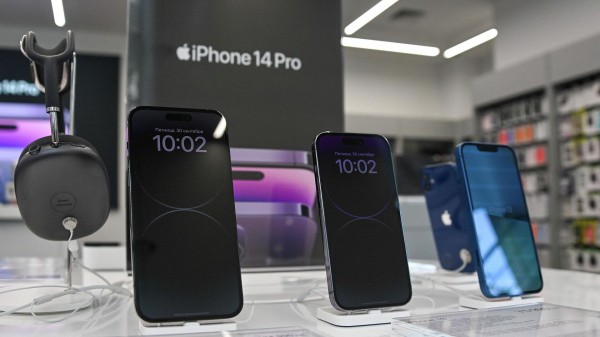 iPhone и другая техника Apple стали недоступны для заказа в Москве через "Самокат"