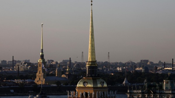 Петропавловский собор в Санкт-Петербурге Петропавловский собор в Санкт-Петербурге