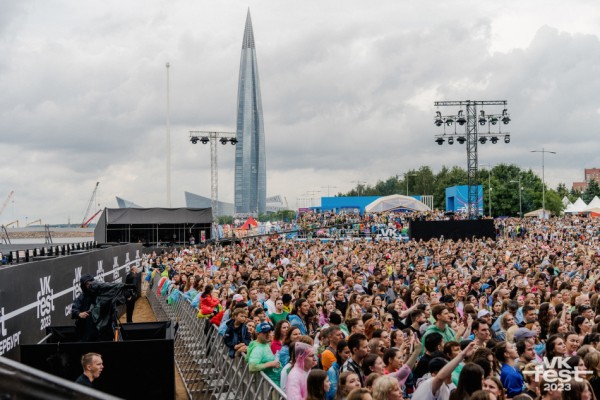 Прокуратура проверит организаторов VK Fest из-за выступлений Инстасамки и Хаски