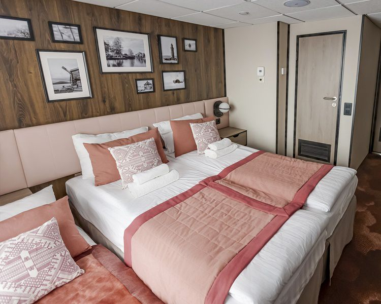 Круизы из Санкт-Петербурга в Кижи и Мандроги от компании &laquo;Донинтурфлот&raquo;