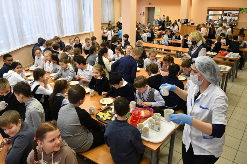 Перевод ребeнка в другую школу: основания, процедура, пакет документов