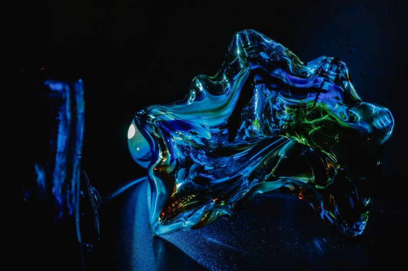 Шоу стеклодува в студии Artista Glass