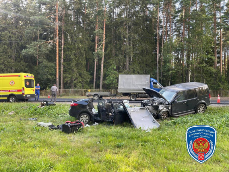Выезд на встречную полосу обернулся страшной аварией на Приморском шоссе