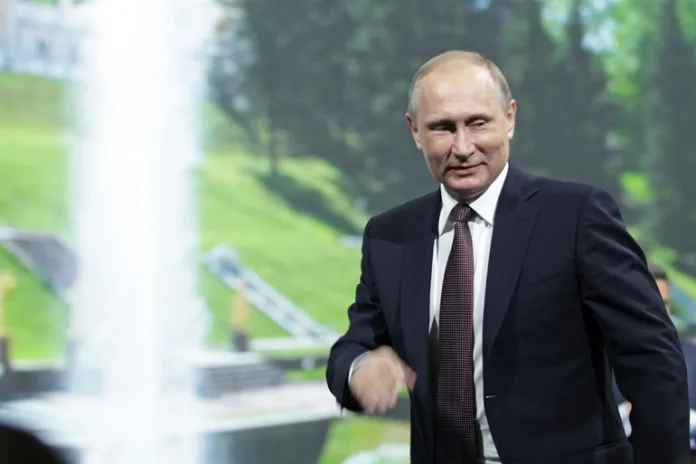 Джуд Лоу рассказал о работе над ролью Путина в фильме «Волшебник Кремля»
