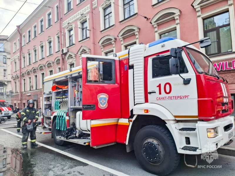 Ликвидировали ли пожар на чердаке дома на Большой Пушкарской?