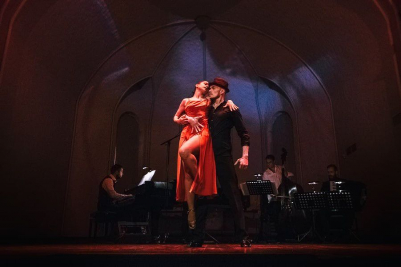 Музыкально-танцевальный перформанс TANGO. AMORE